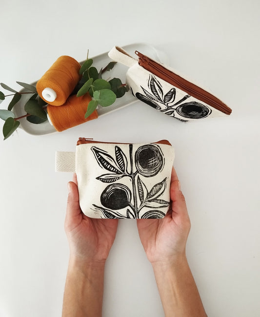 Abstract Flower Cosmetic Purse