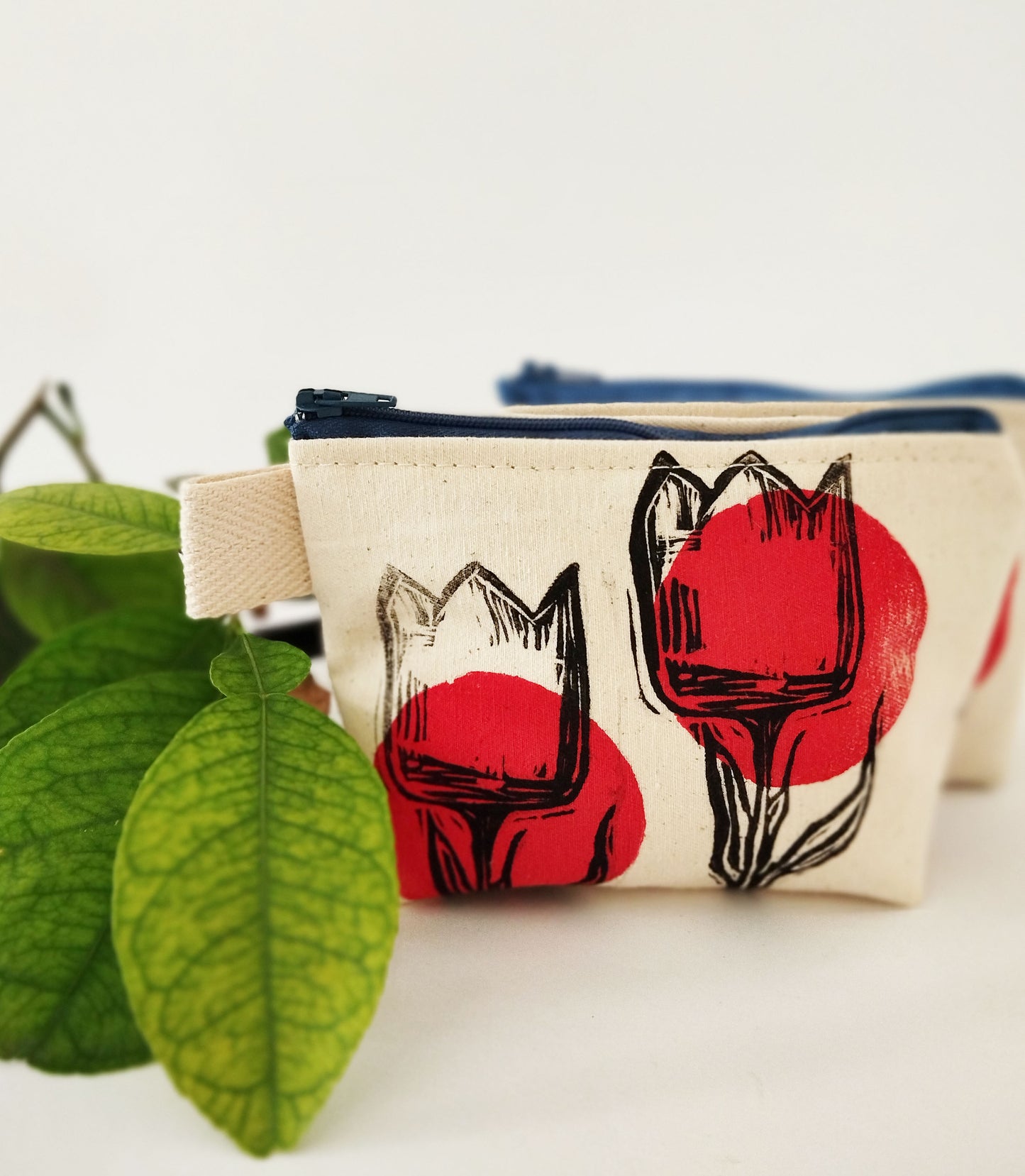 Red Tulip Canvas Pouch