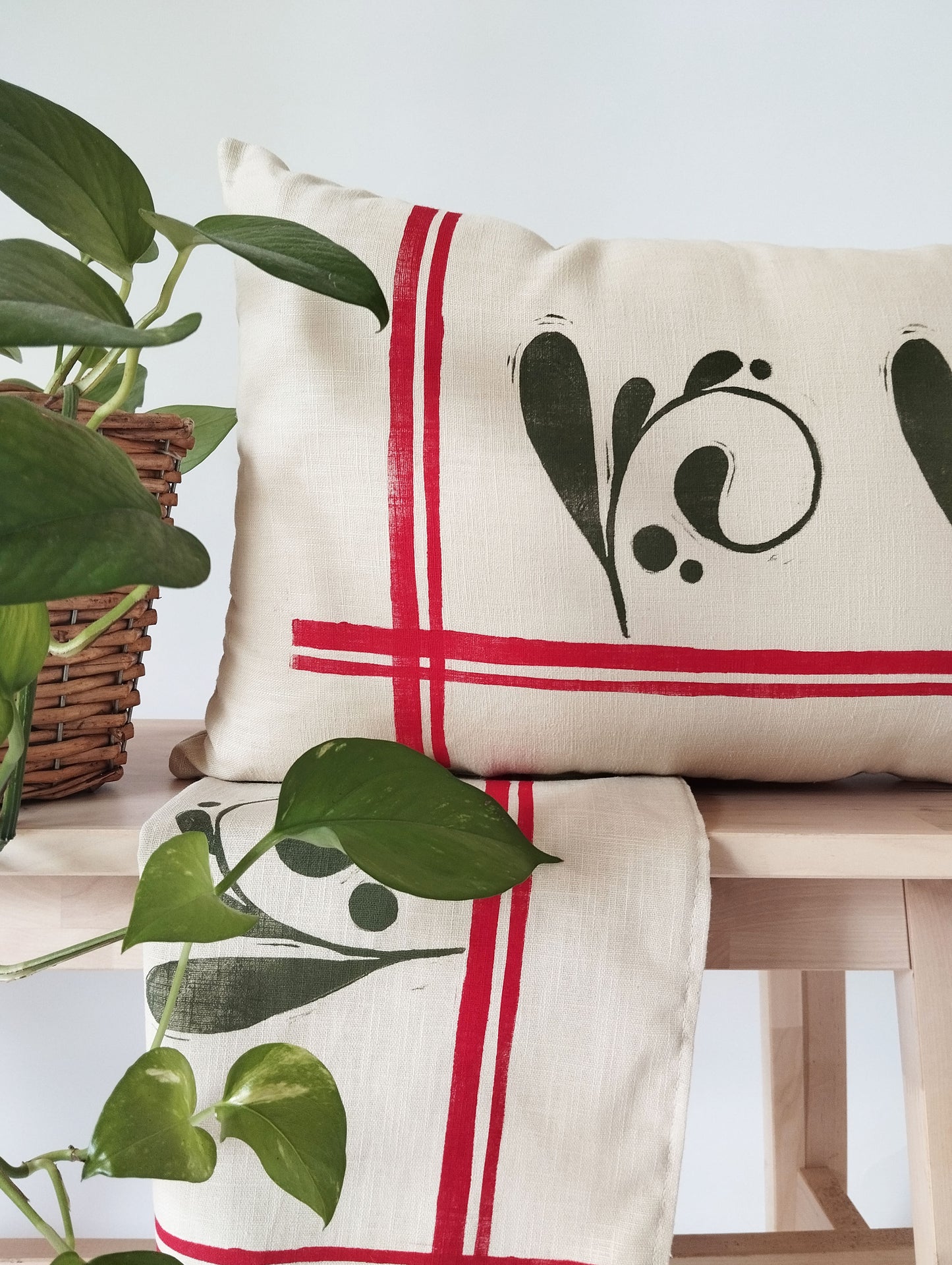 Vintage Inspired Motif Lumbar Cushion
