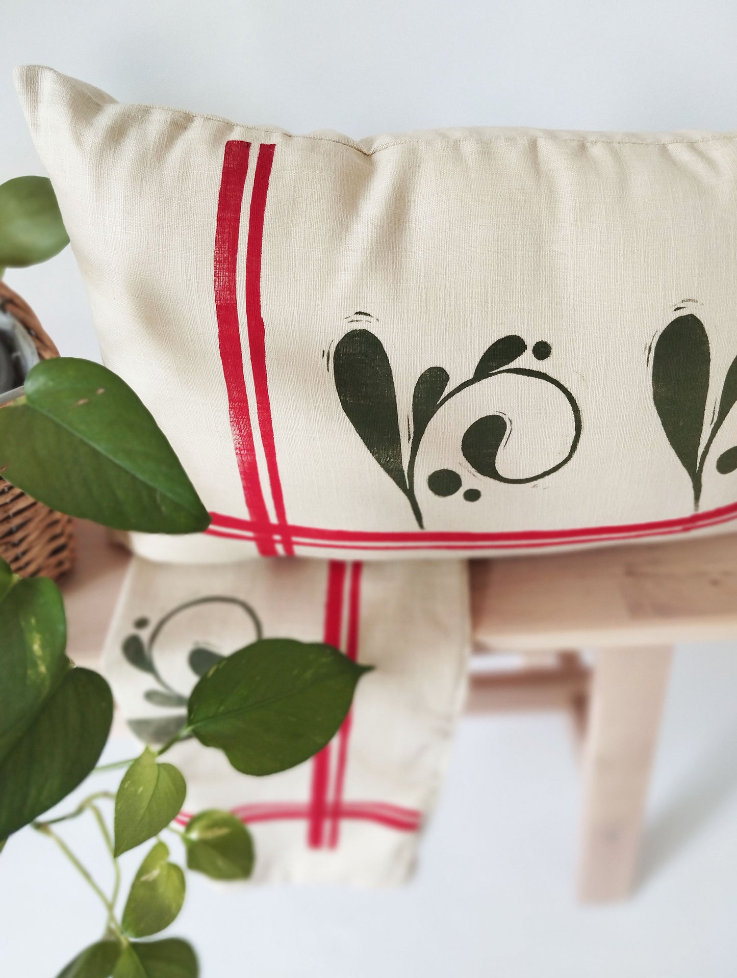 Vintage Inspired Motif Lumbar Cushion