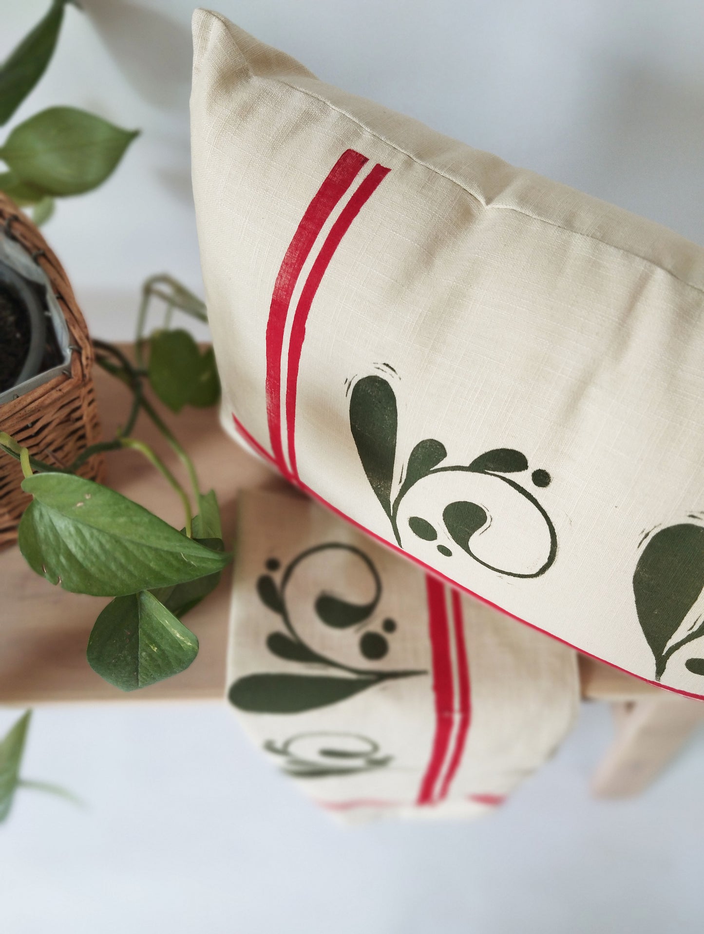 Vintage Inspired Motif Lumbar Cushion