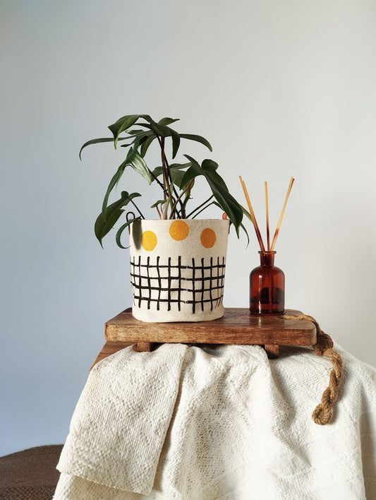 Minimal Fabric Planter