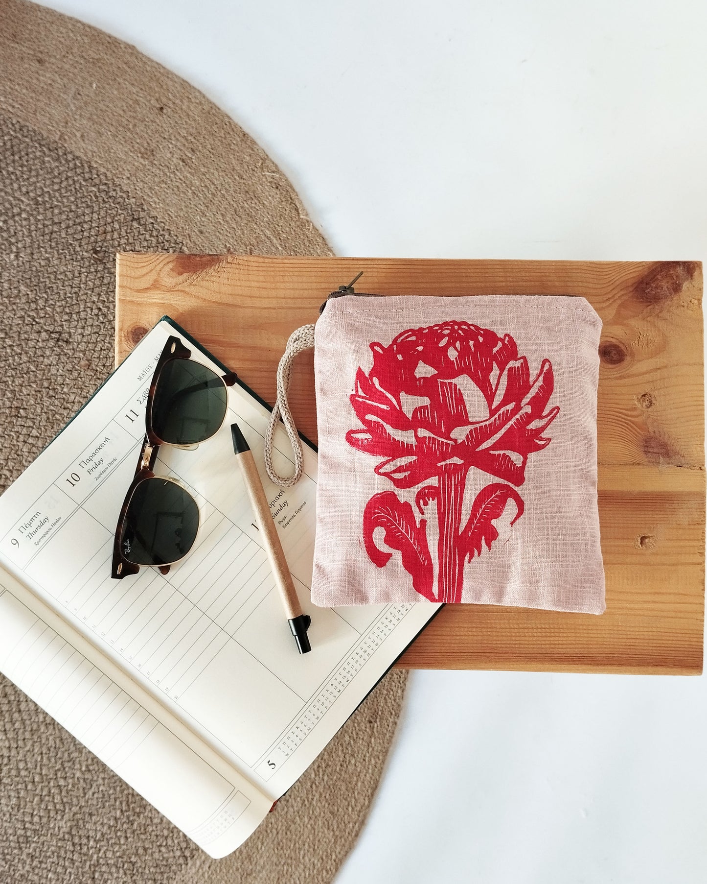 Artichoke Zippered Wristlet Pouch