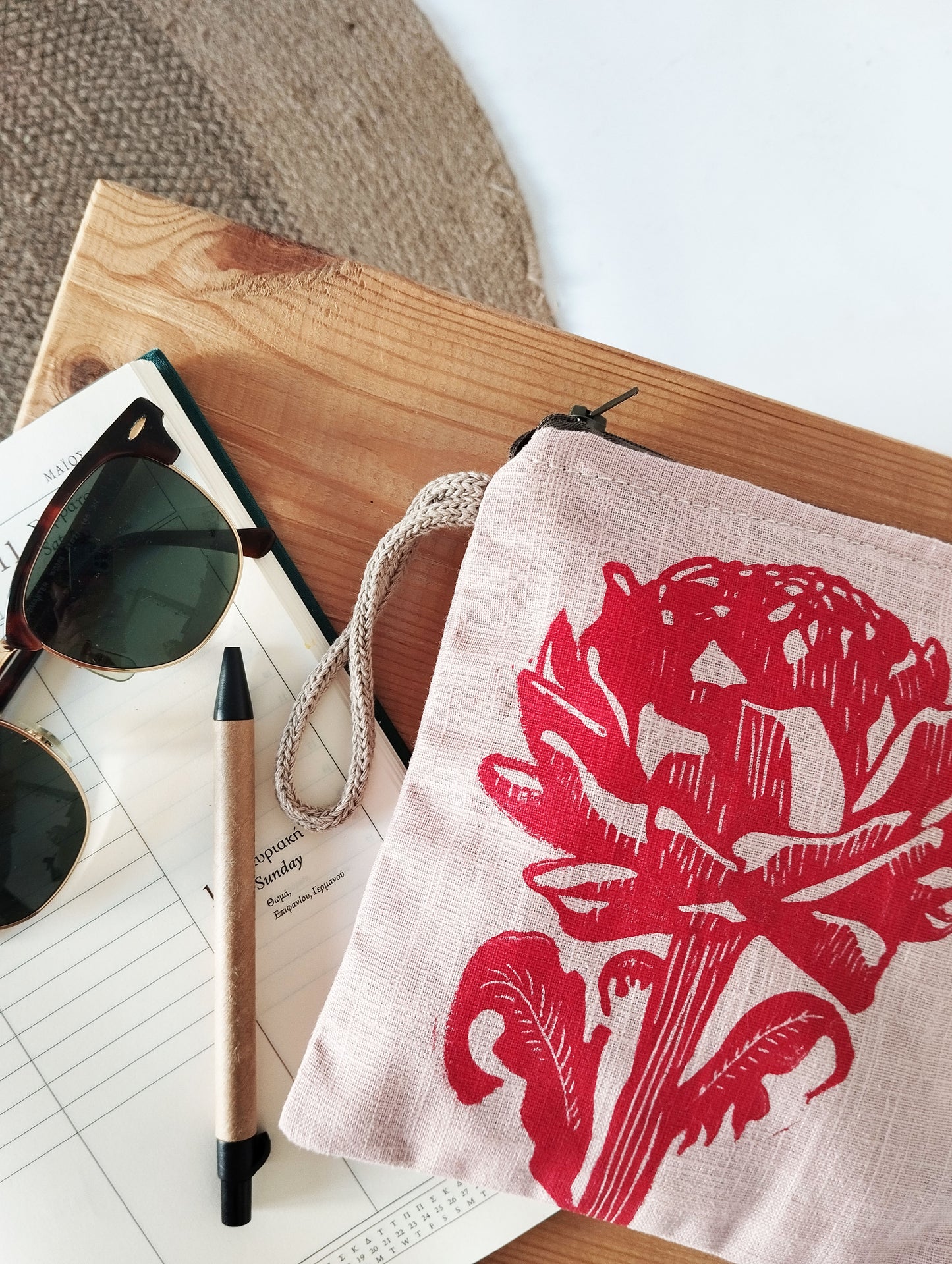 Artichoke Zippered Wristlet Pouch