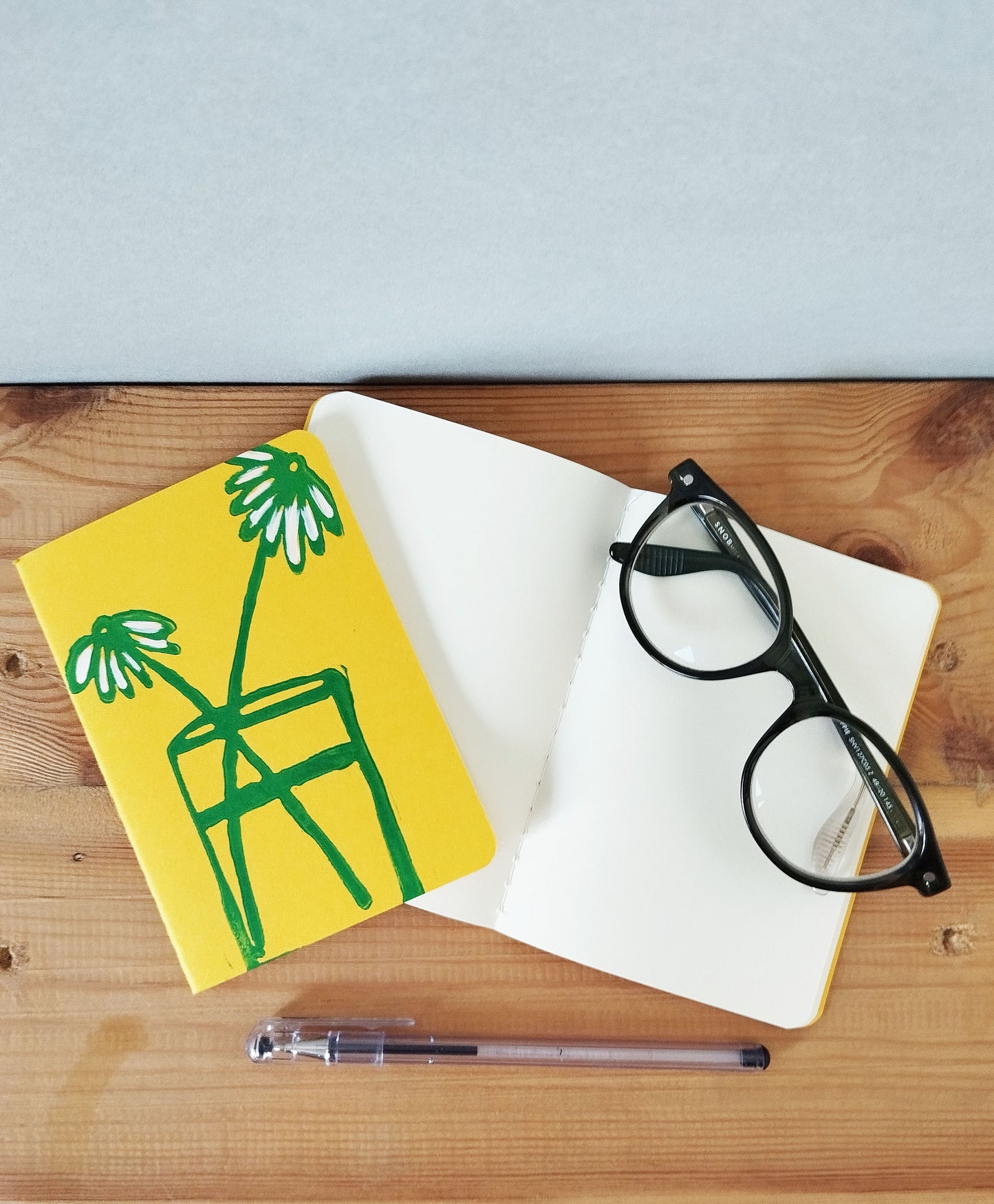 Daisy Flower A6 journal