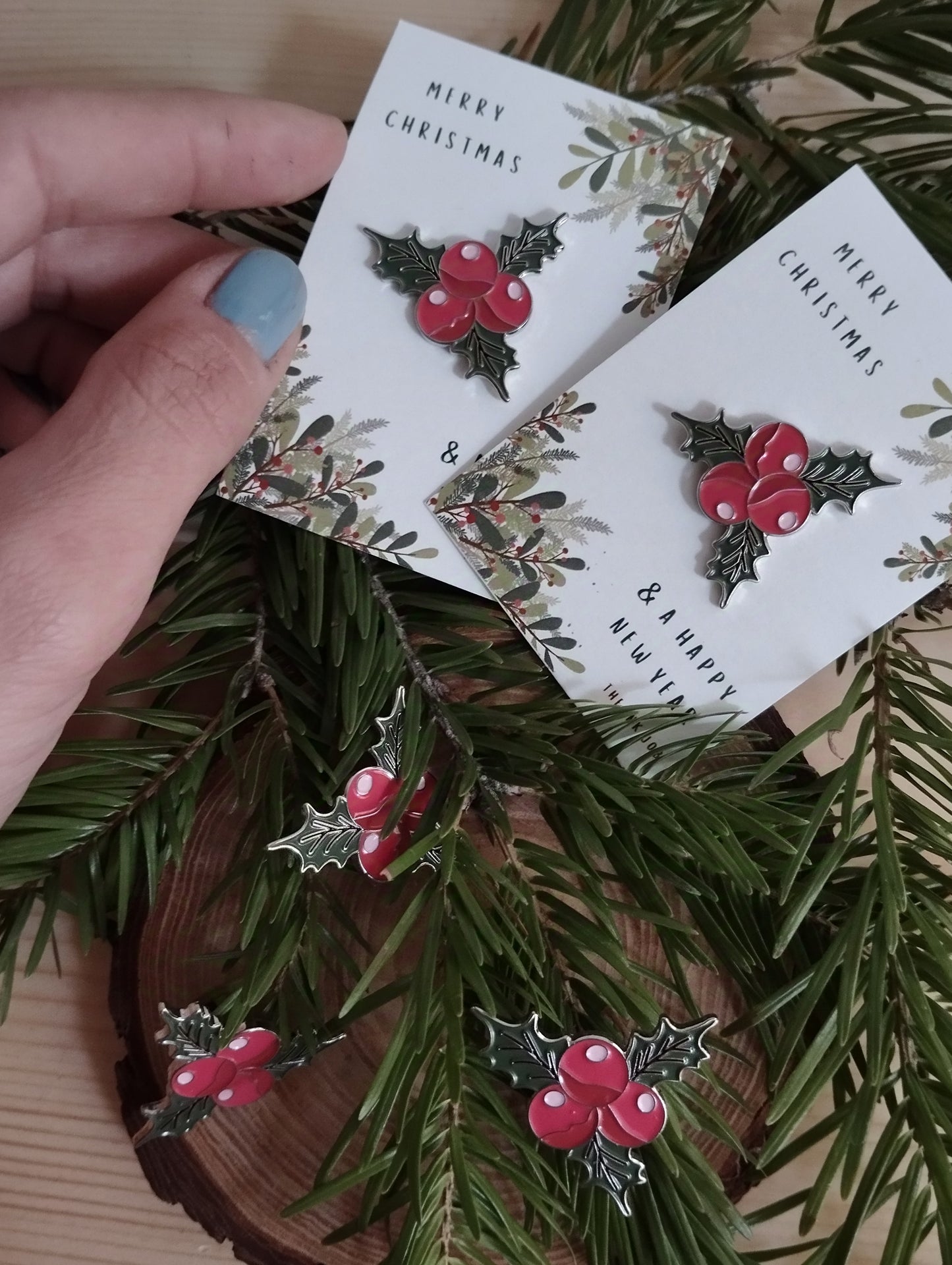 Χριστουγεννιάτικη Καρφίτσα Σμάλτου με Γκυ