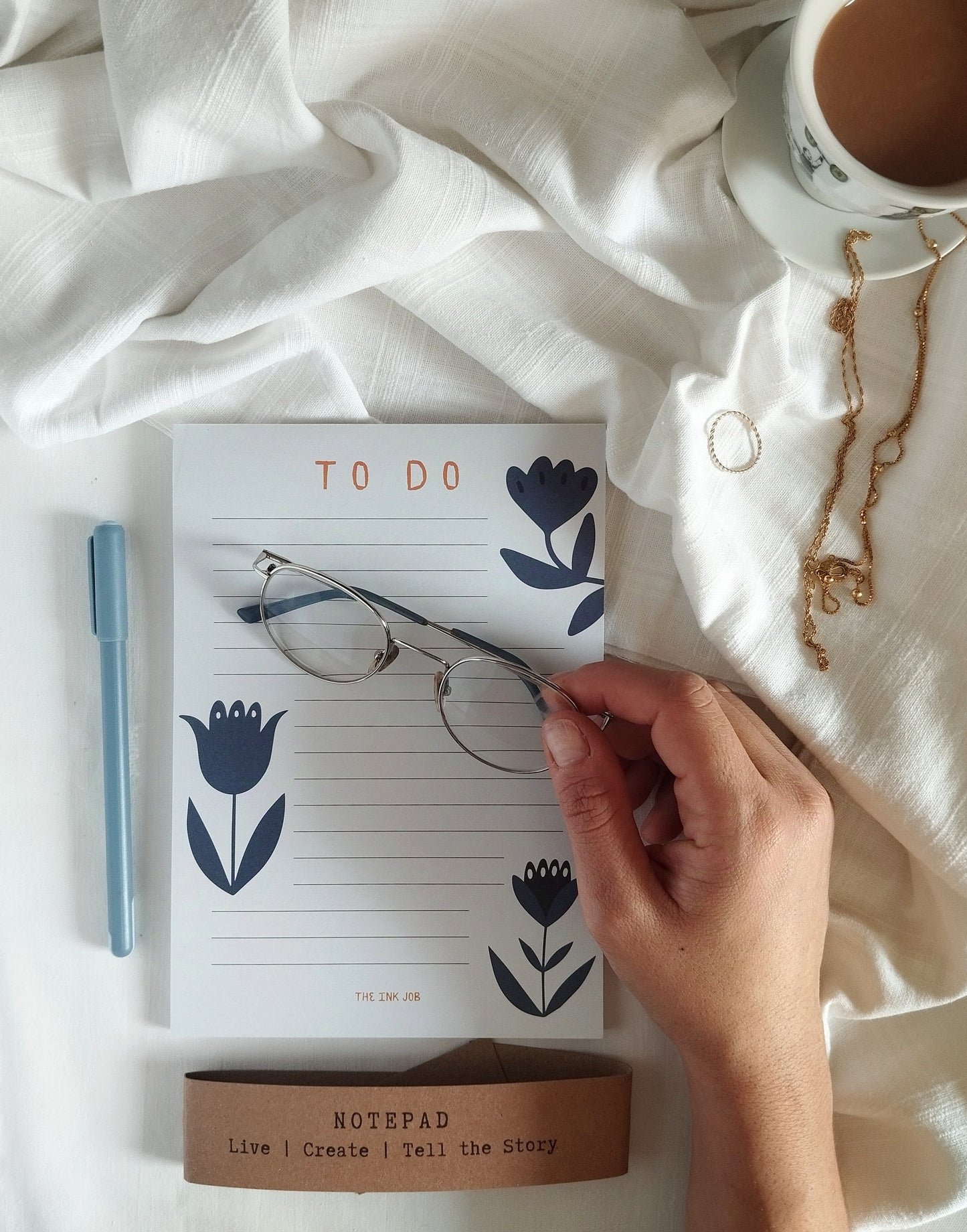 Scandi Winter Flower Notepad