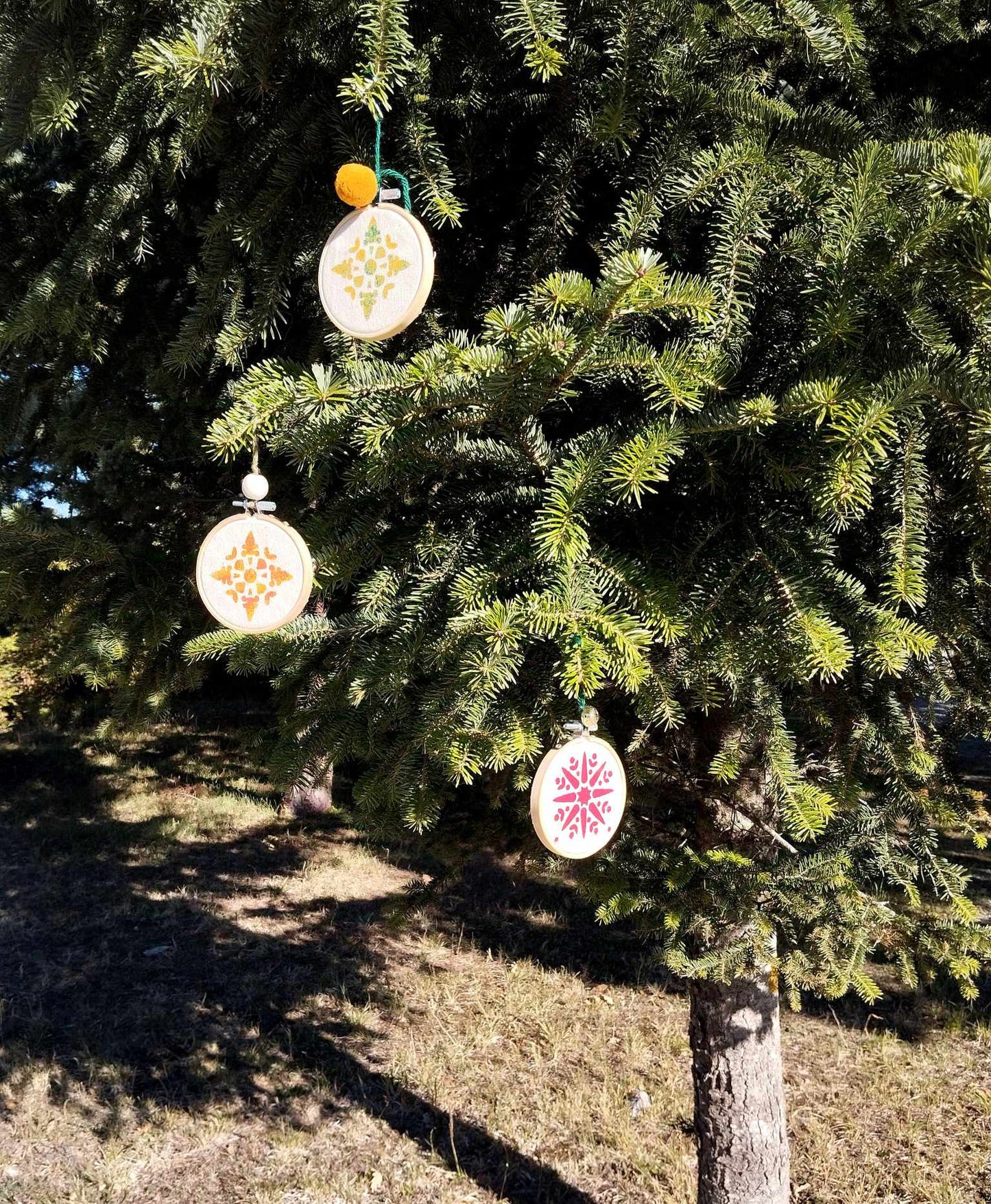 Hand Painted Snowflake Tree Hanging Ornament