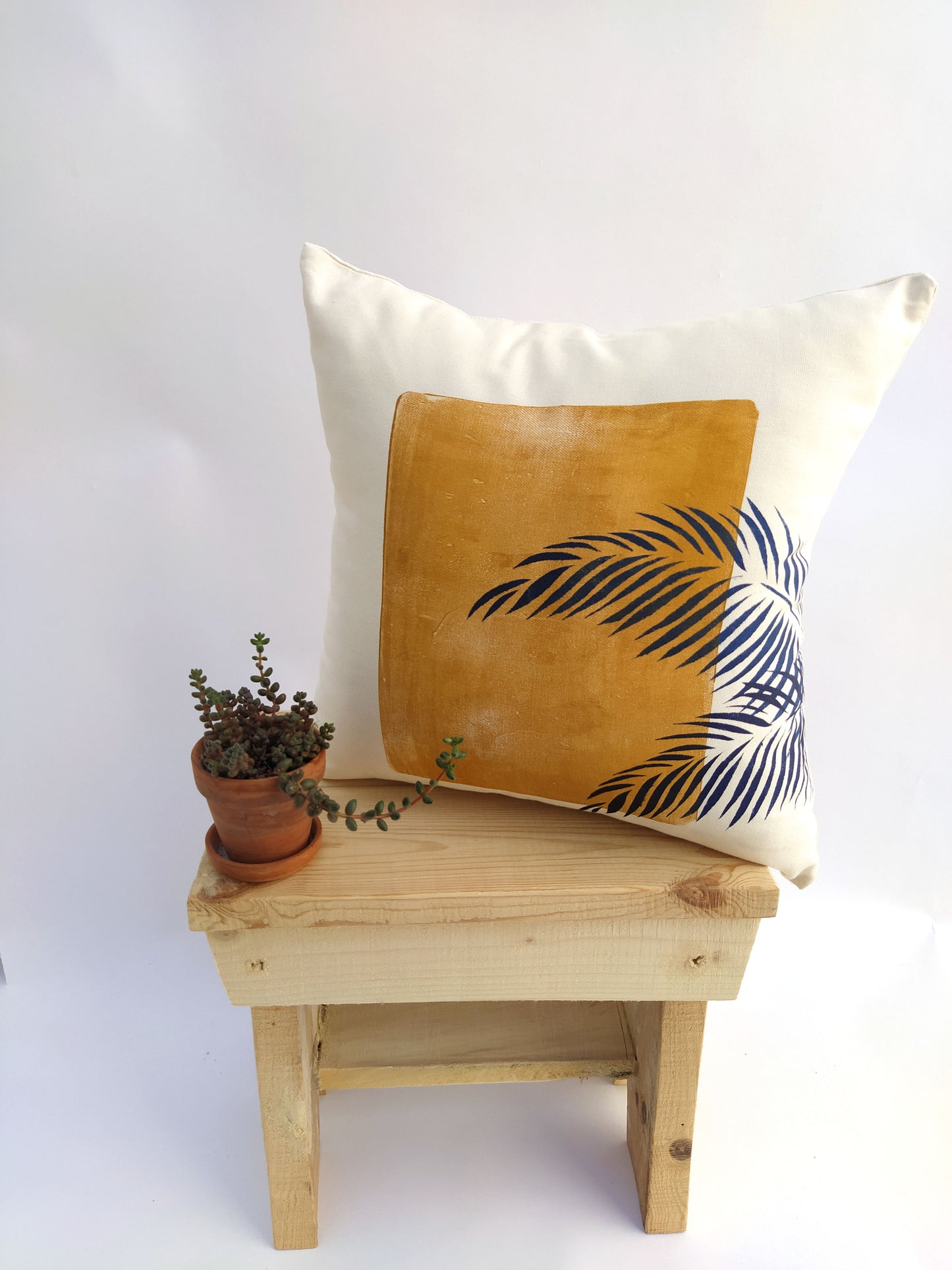 Palm Leaf Decorative Cushion Cover