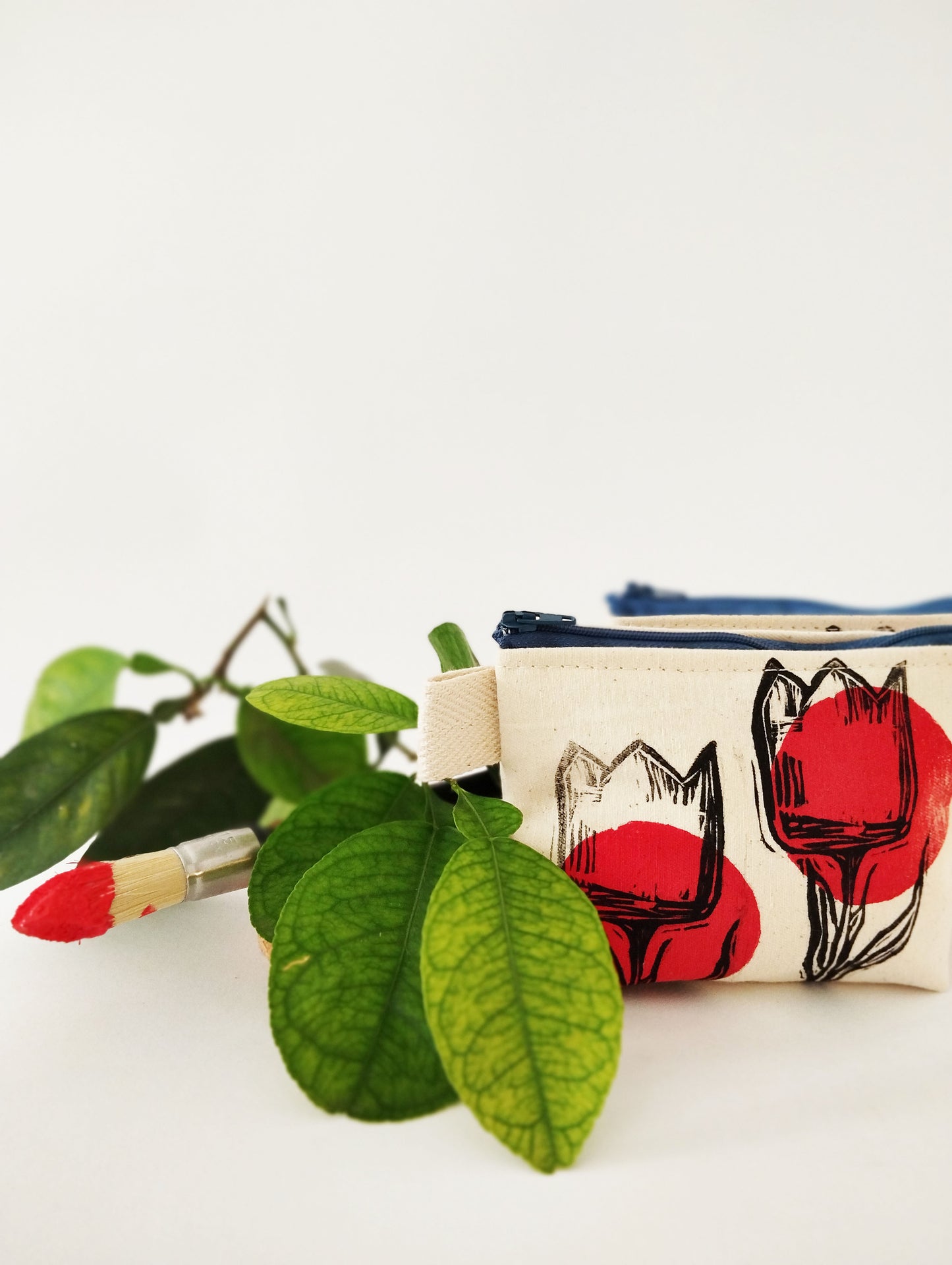 Red Tulip Canvas Pouch