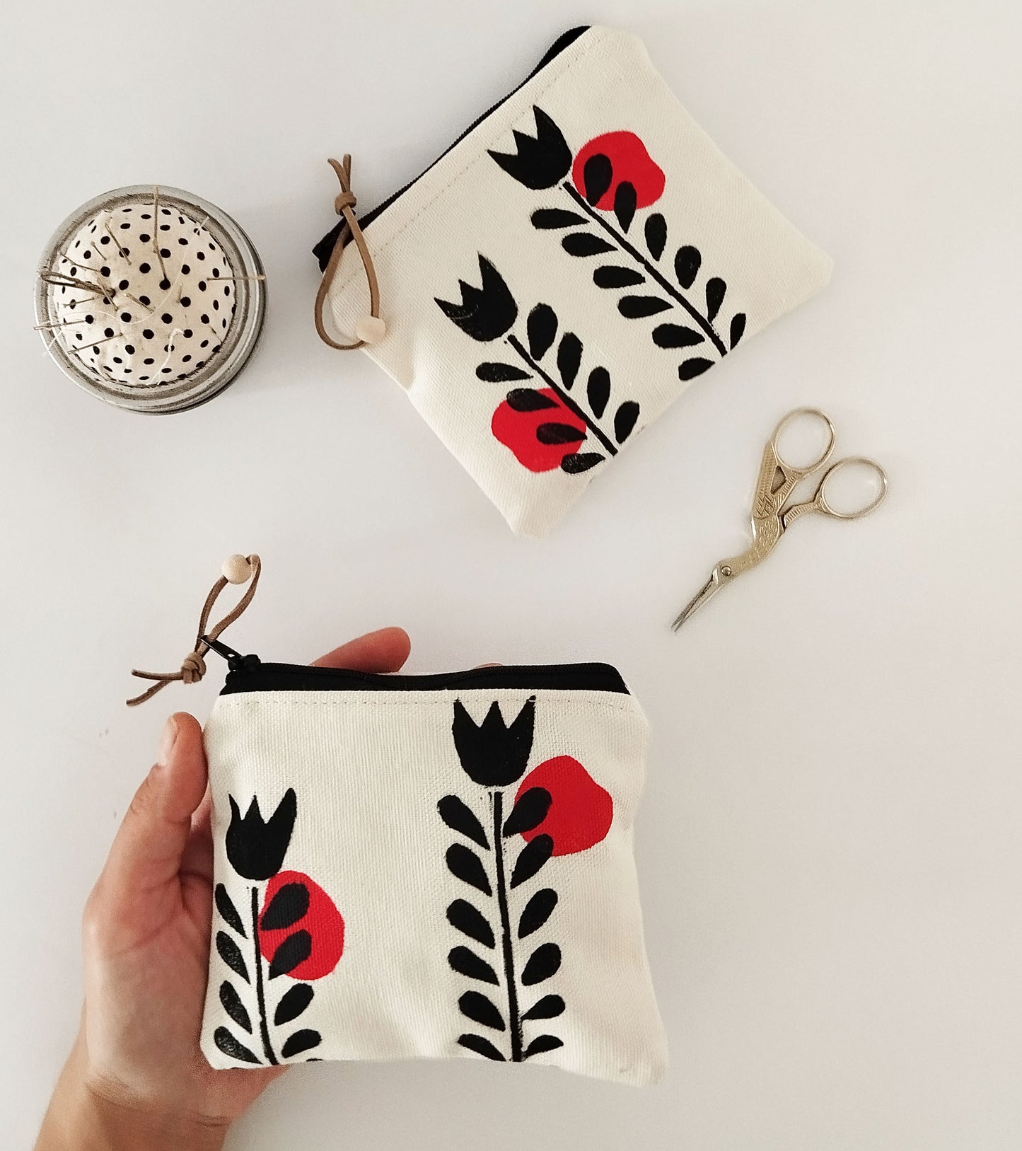 Scandinavian Floral Print Purse