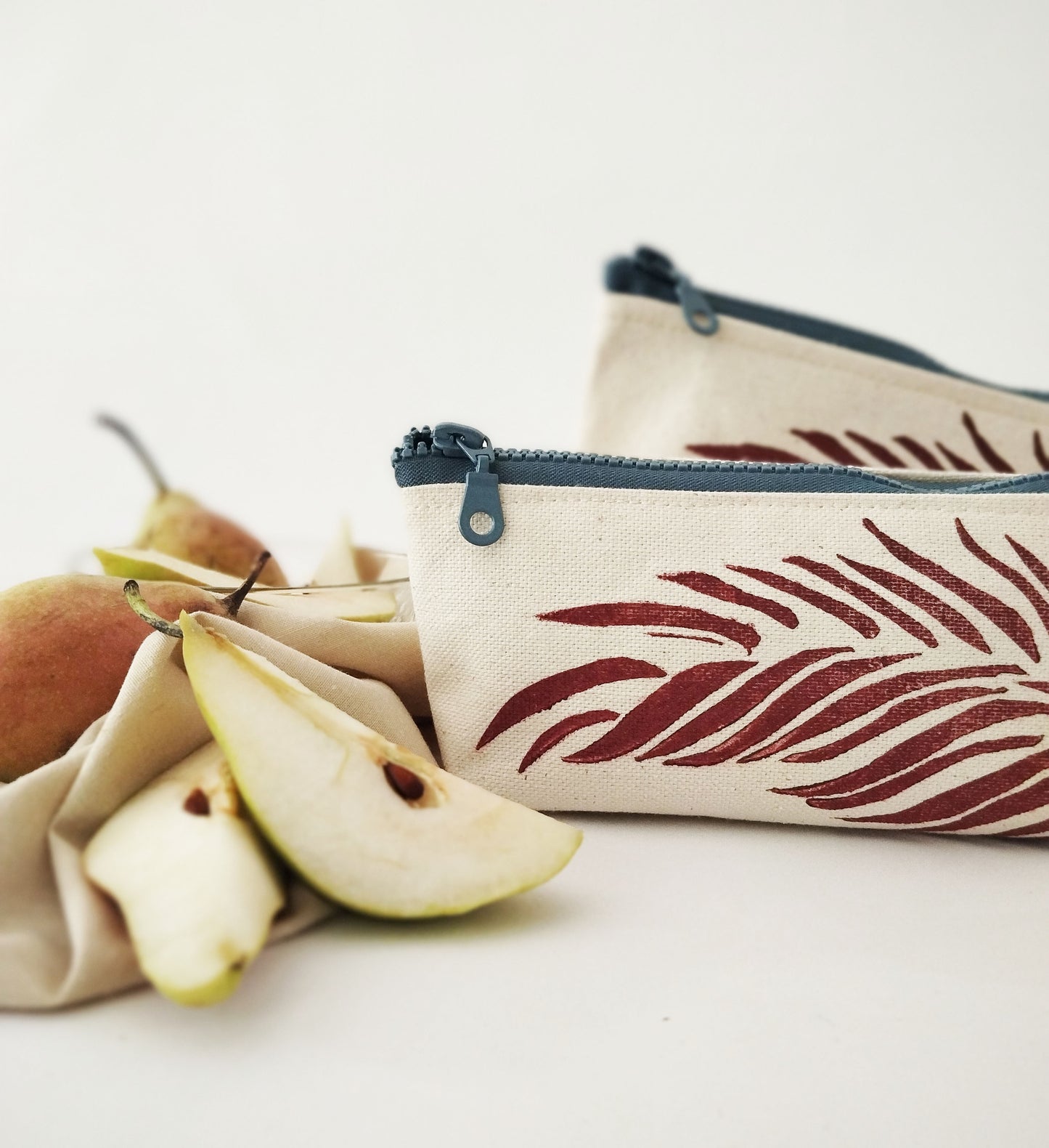 Modern Palm Leaf Make-up Bag