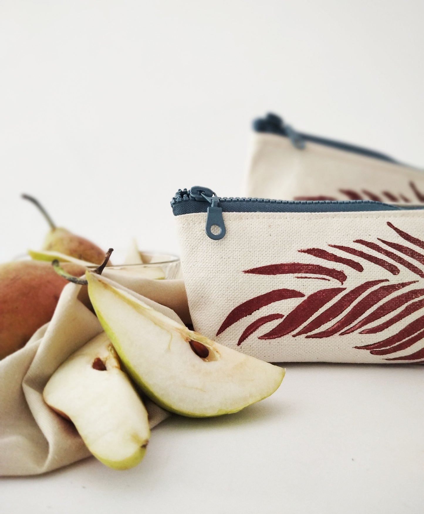 Modern Palm Leaf Make-up Bag