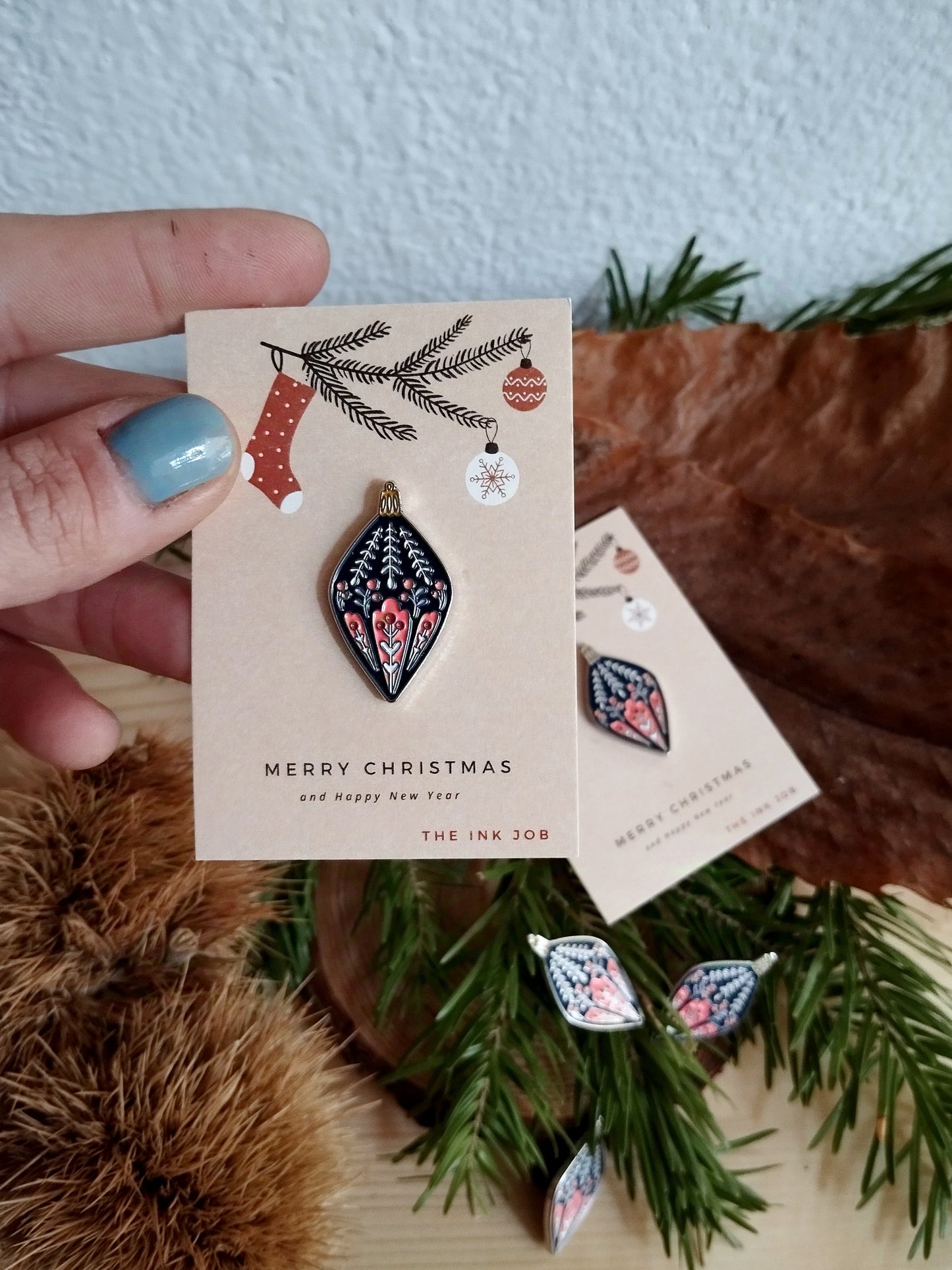 Καρφίτσα Σμάλτου με Ρουστίκ Χριστουγεννιάτικο Στολίδι