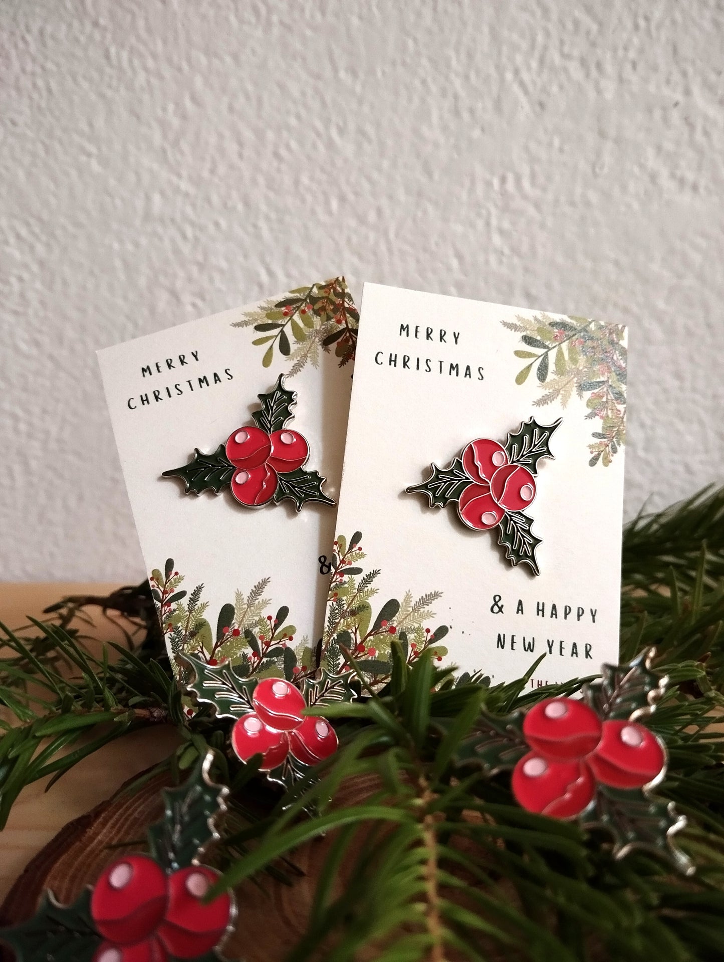 Χριστουγεννιάτικη Καρφίτσα Σμάλτου με Γκυ