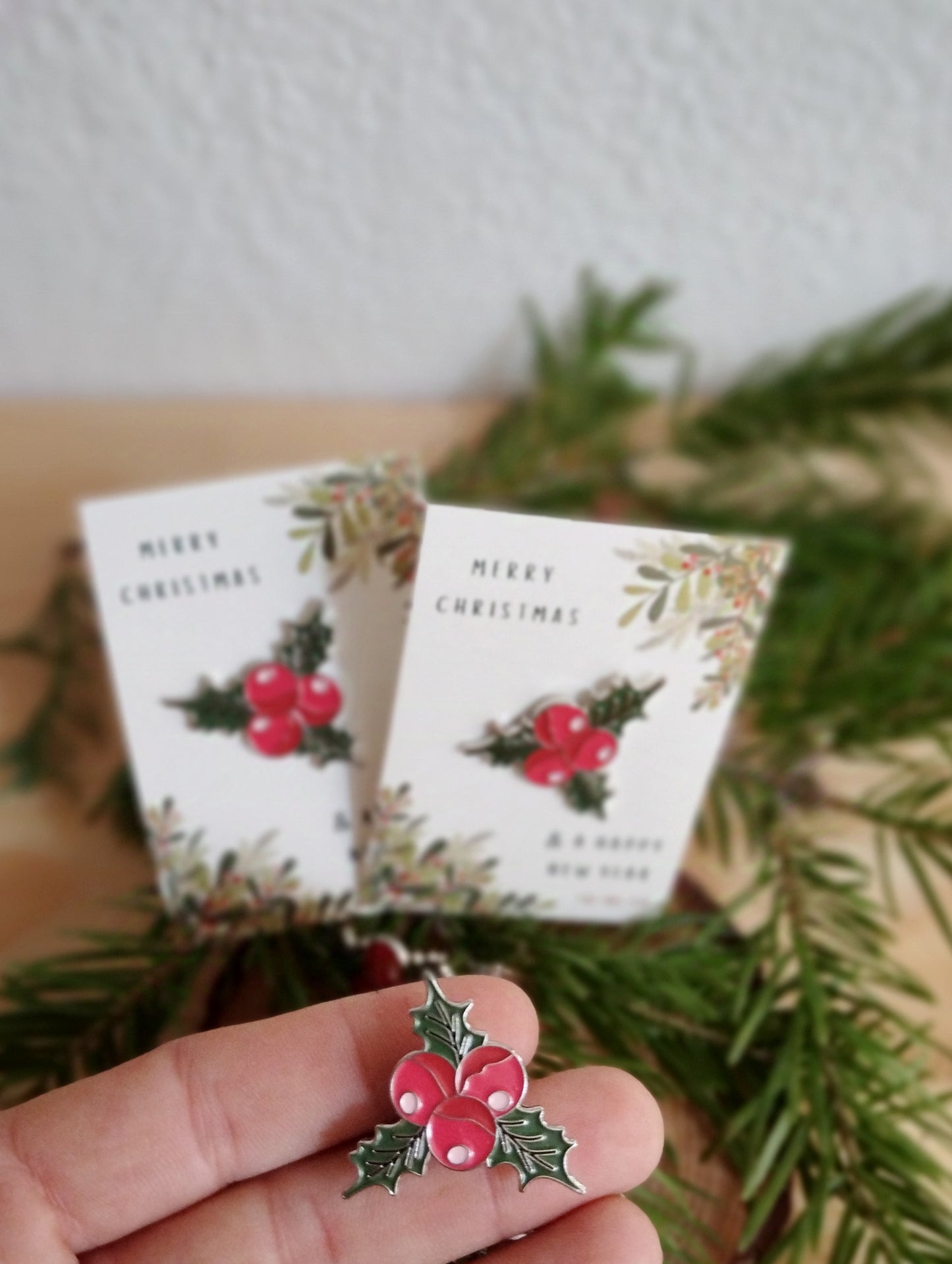 Χριστουγεννιάτικη Καρφίτσα Σμάλτου με Γκυ