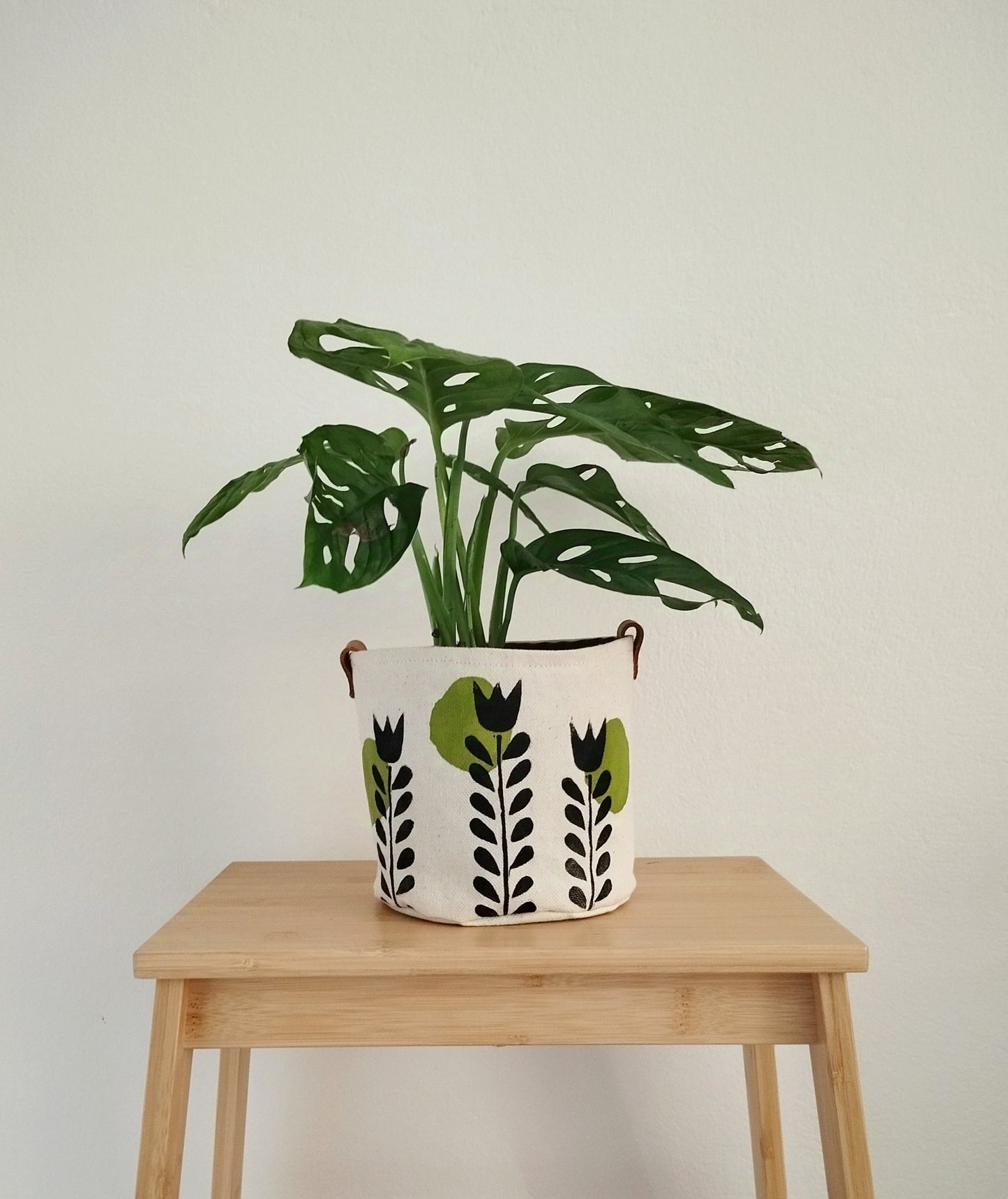 Scandinavian Flower Plant Pot Cover