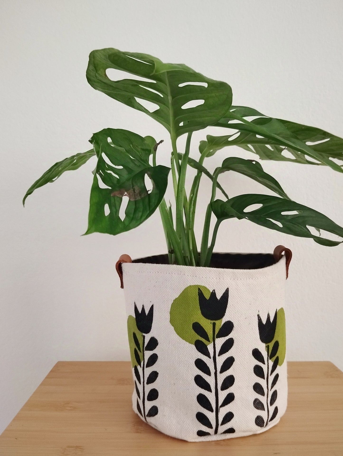 Scandinavian Flower Plant Pot Cover