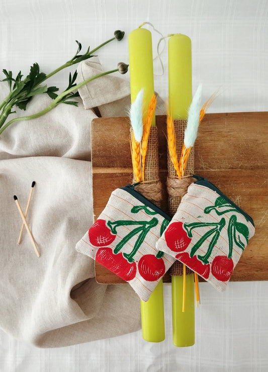 Χειροποίητη Λαμπάδα με Πορτοφολάκια Κεράσια