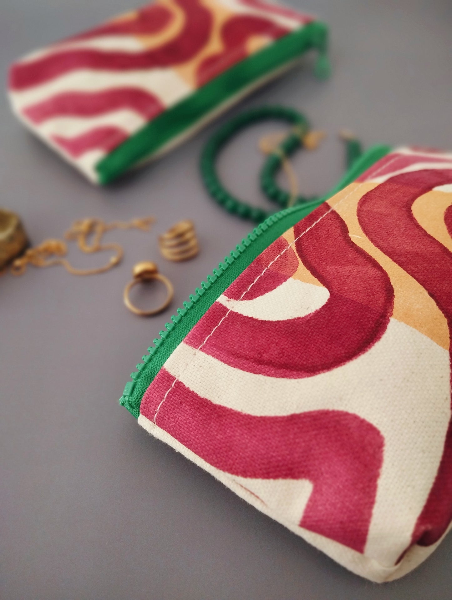 Elegant Brushtrokes Bag Organizer