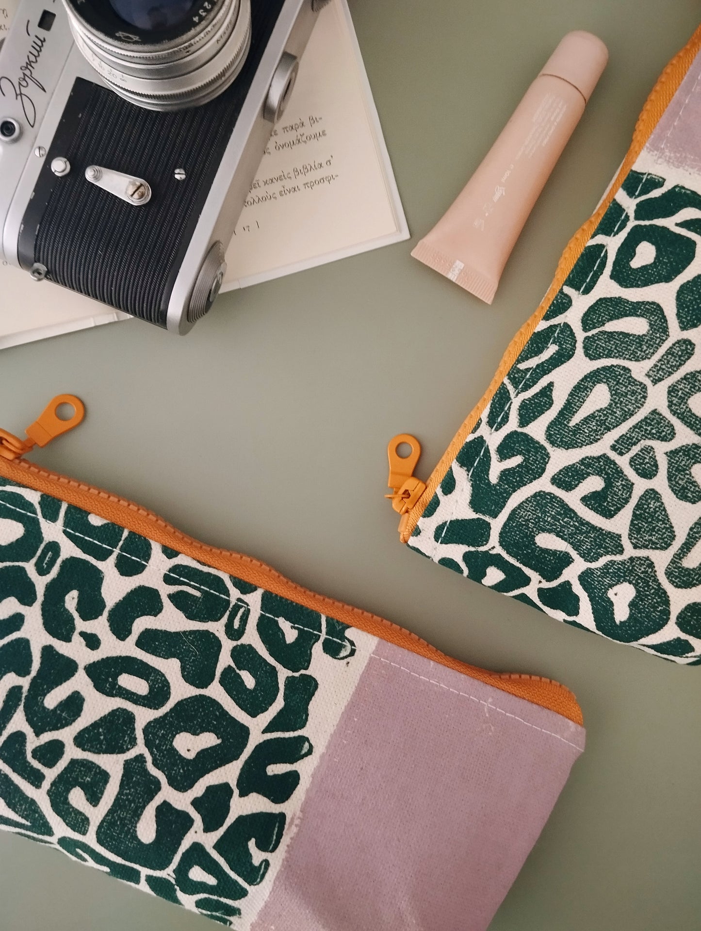 Modern Leopard Print Organizer