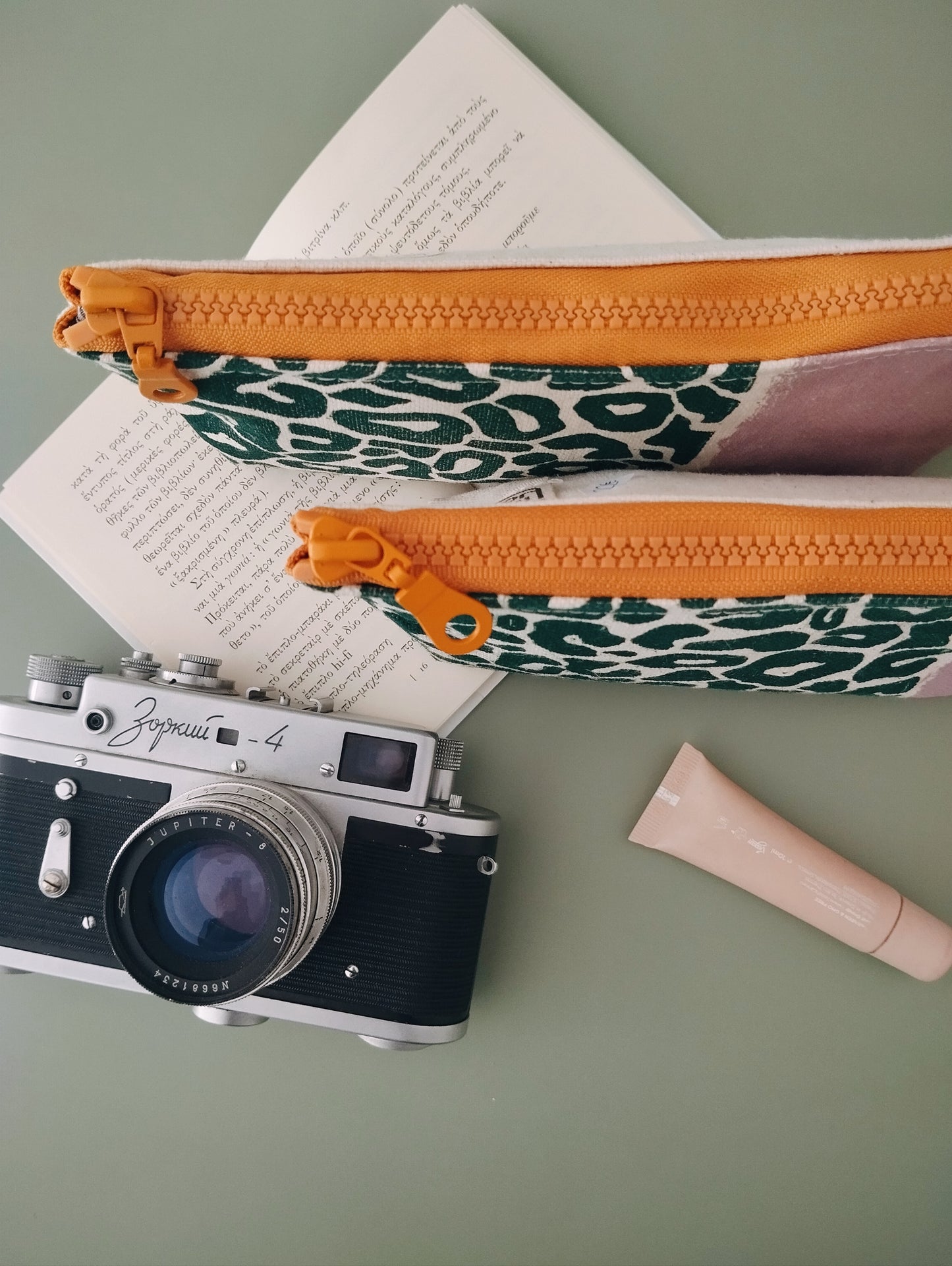 Modern Leopard Print Organizer