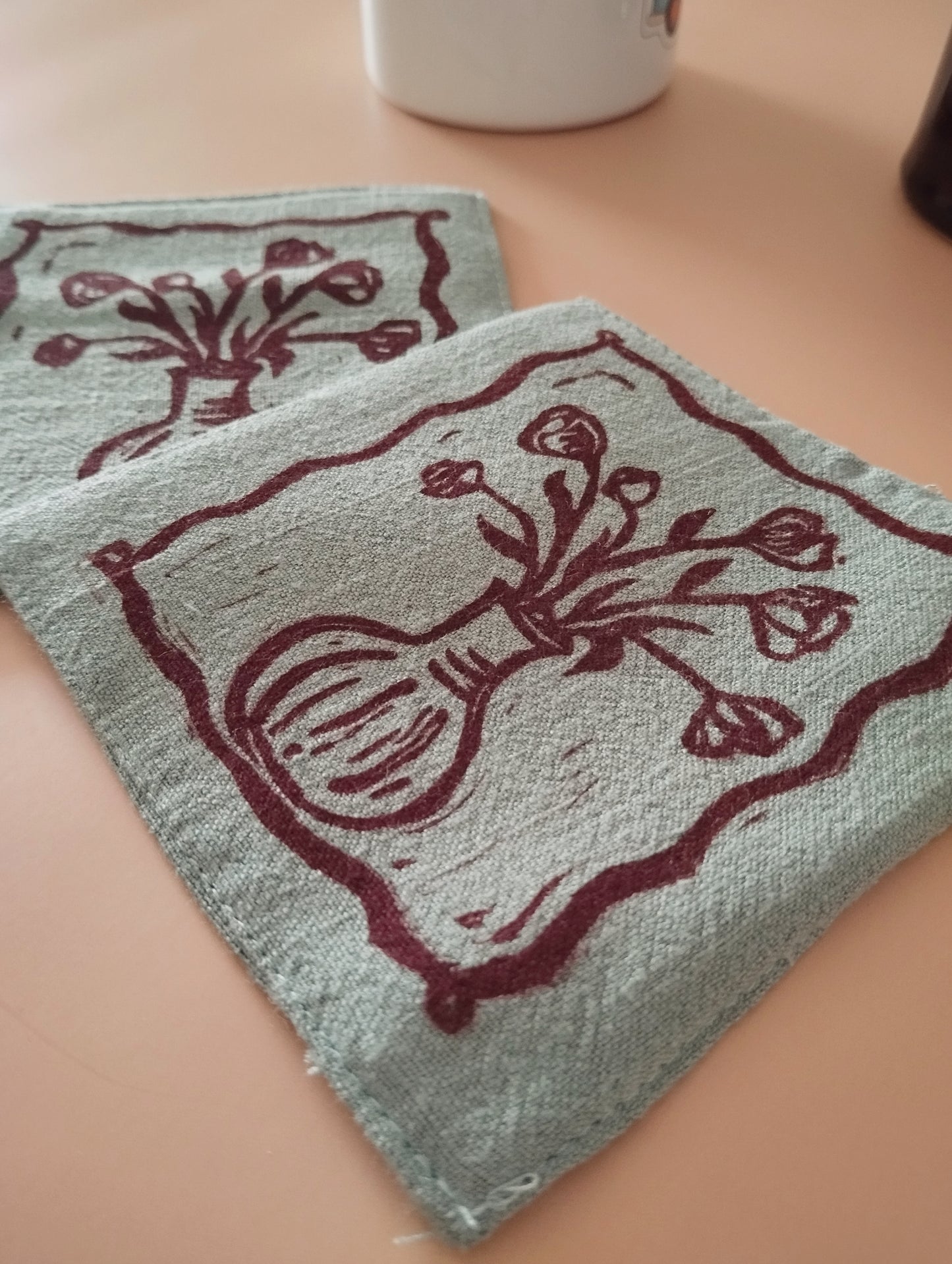 Nostalgic Flower Print Linen Coasters