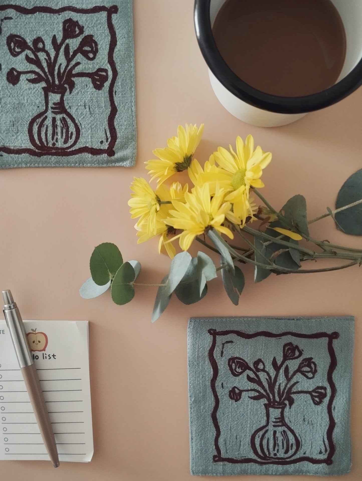 Nostalgic Flower Print Linen Coasters