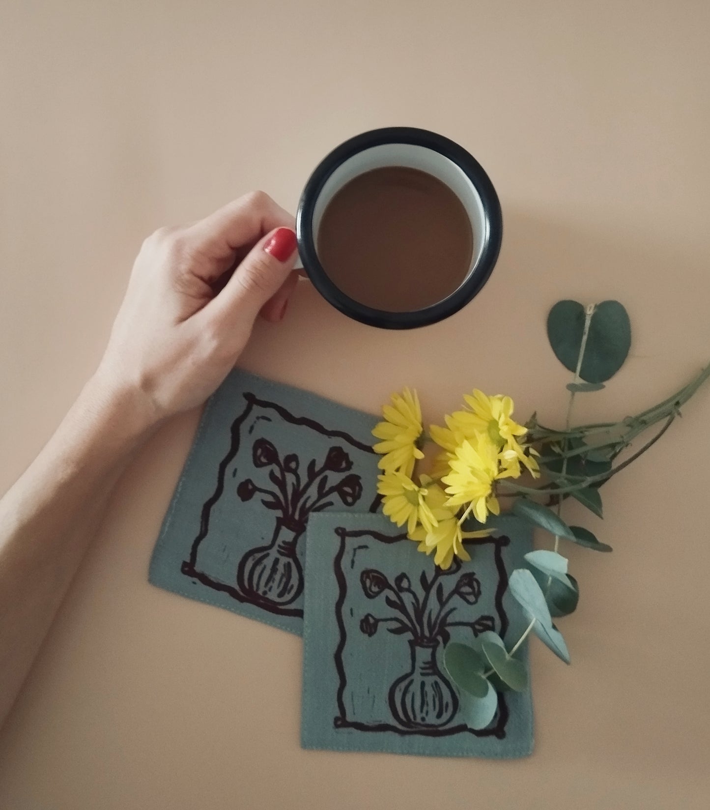 Nostalgic Flower Print Linen Coasters