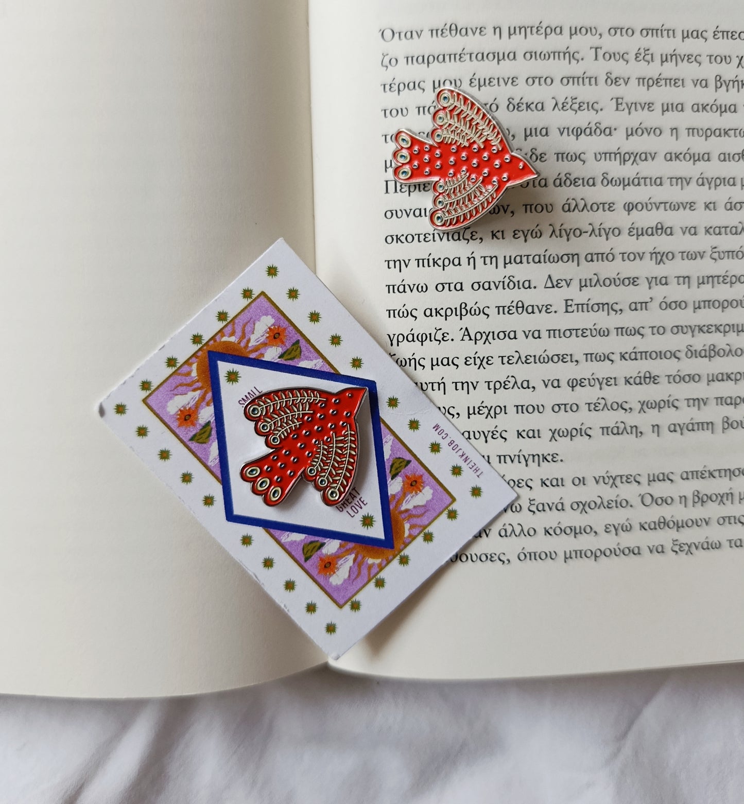 Μεταλλική Καρφίτσα Σμάλτου με κόκκινο Πουλί