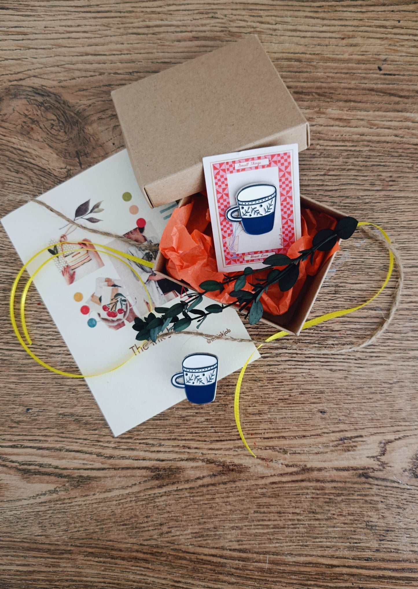 Μεταλλική Καρφίτσα Σμάλτου Κούπα Καφέ