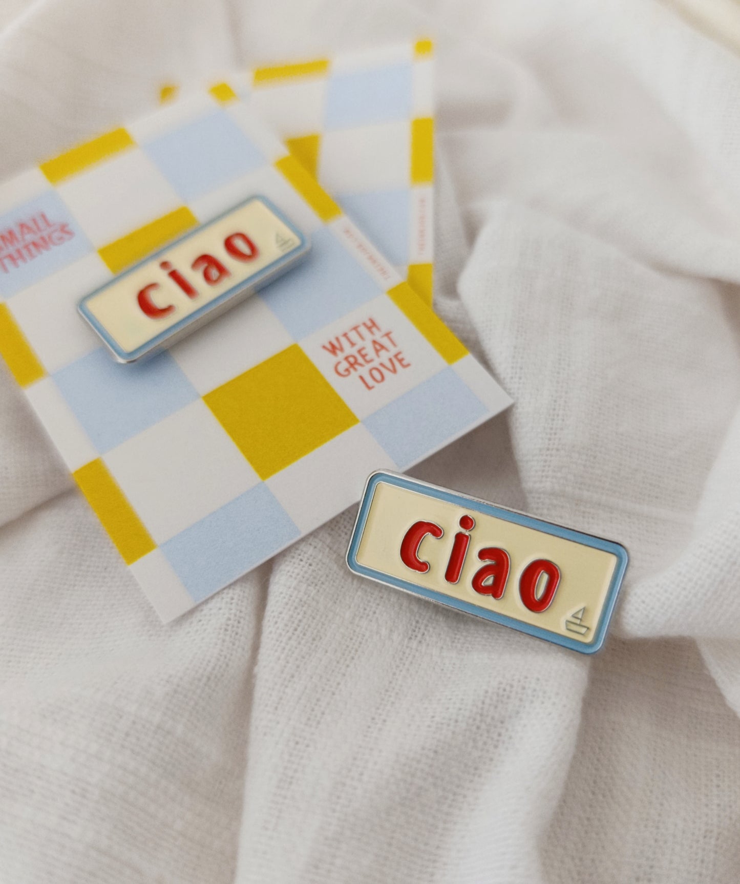 Μεταλλική Καρφίτσα Σμάλτου "Ciao"