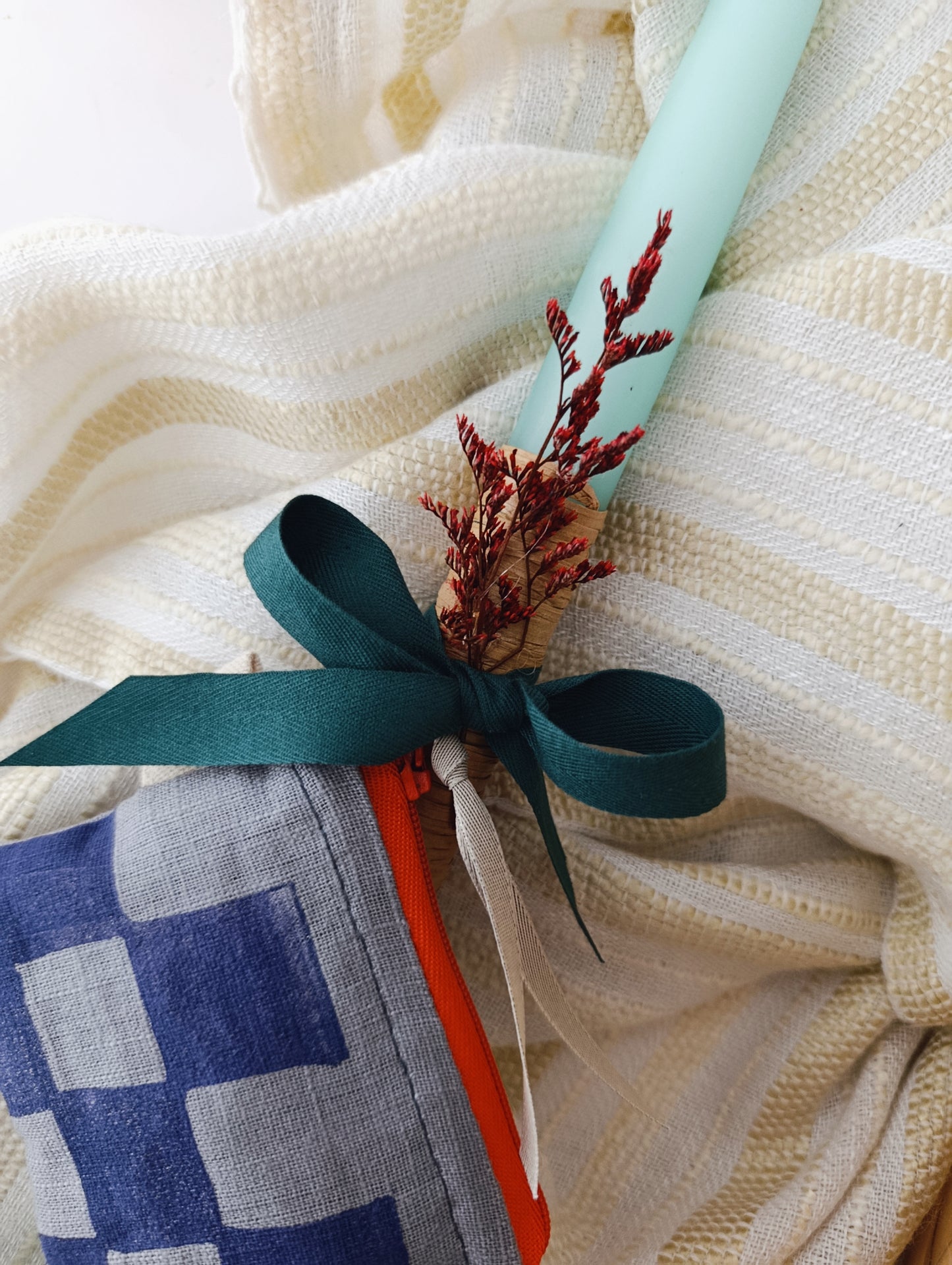 Χειροποίητη Τυρκουάζ Λαμπάδα