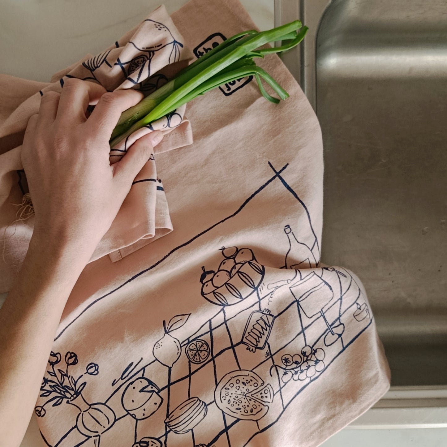Ροζ Λινή Πετσέτα Κουζίνας με σχέδιο Πικ-νικ