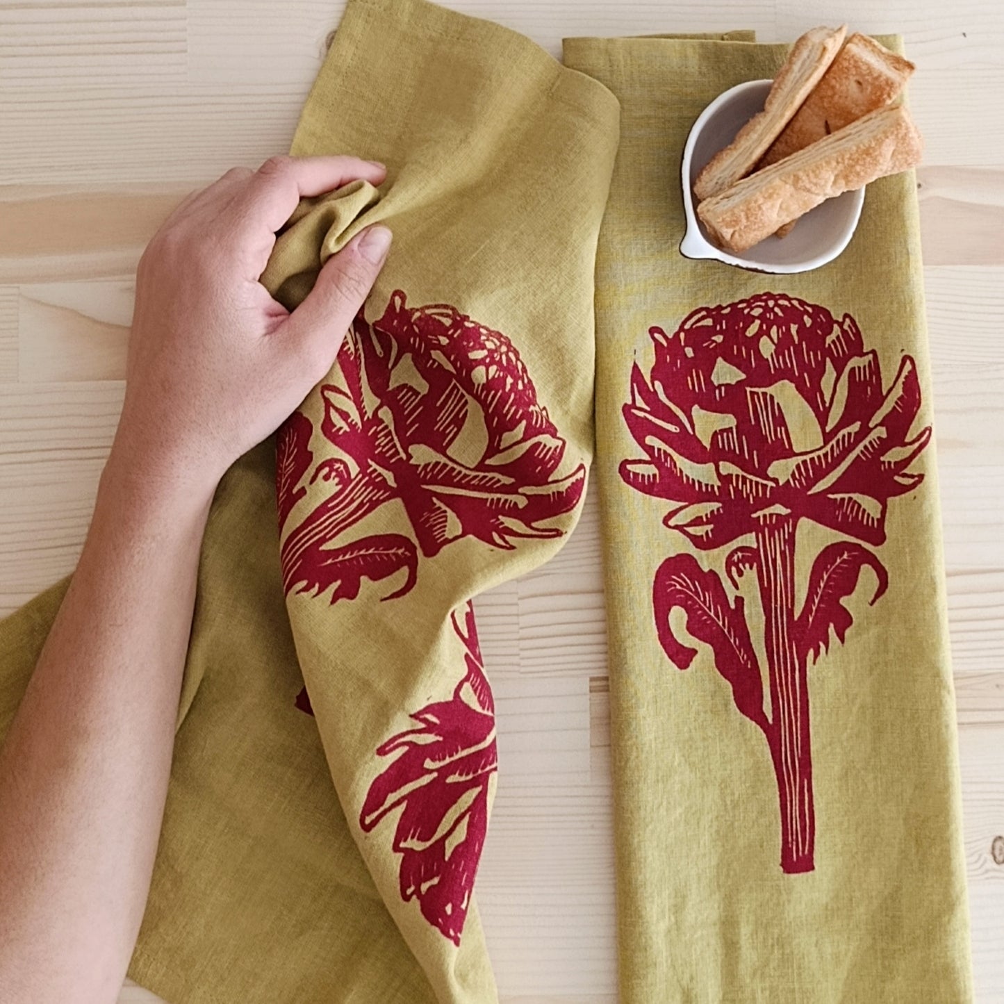 Botanical Artichoke Print Linen Tea Towel