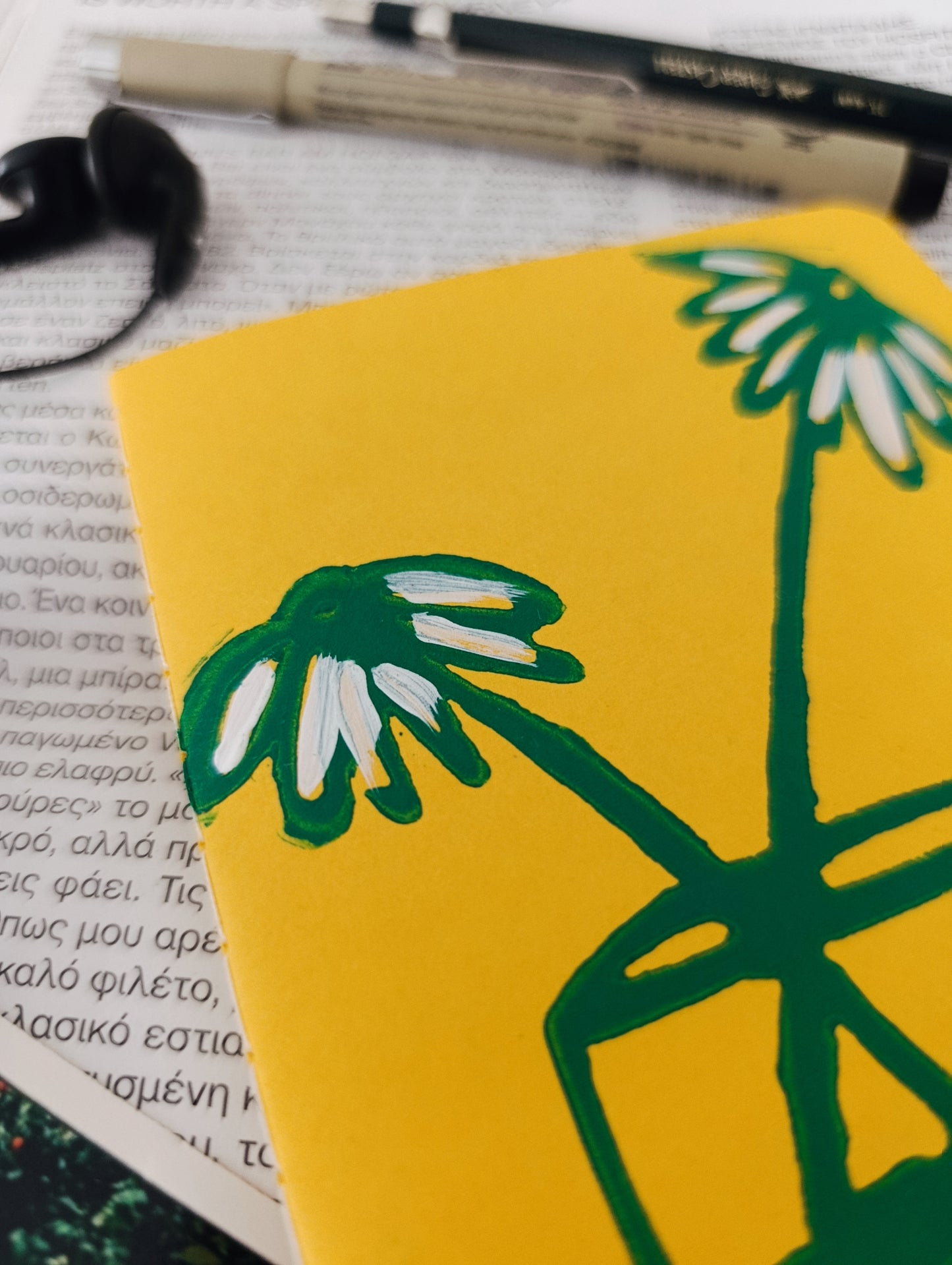Daisy Flower A6 journal