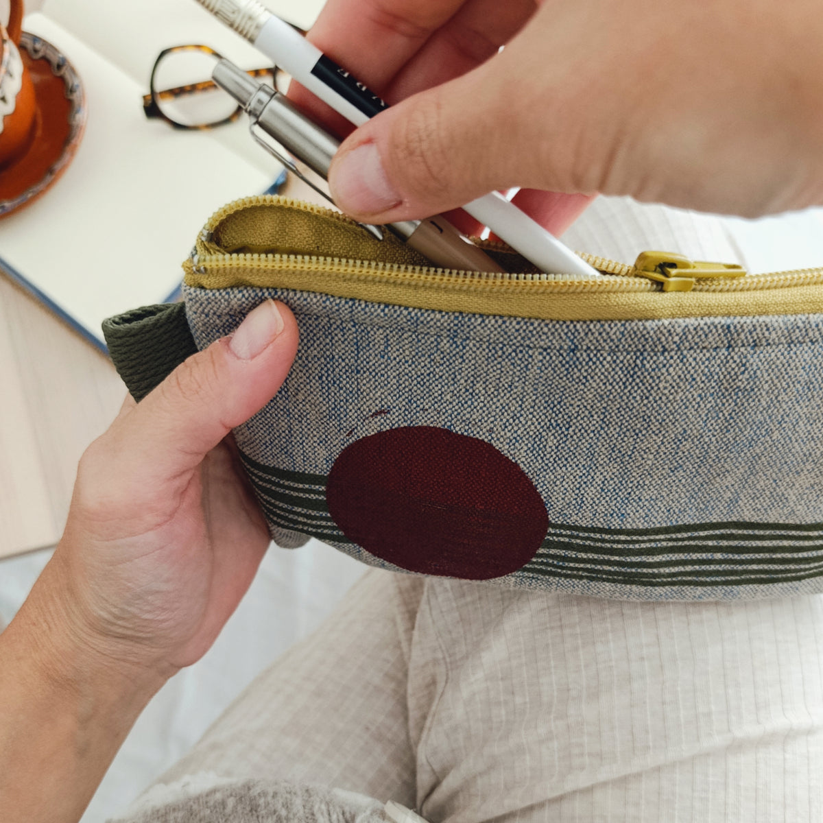 Κασετίνα από Λινάρι με Γεωμετρικά Σχέδια