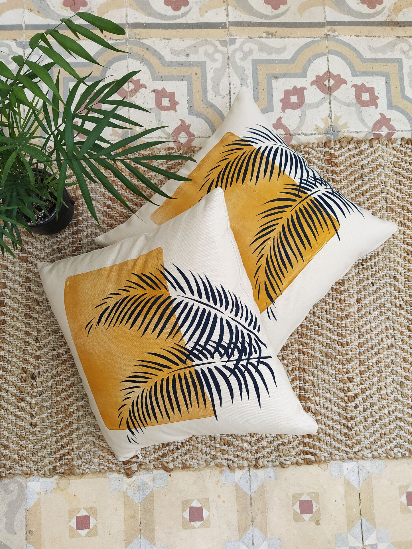 Palm Leaf Decorative Cushion Cover